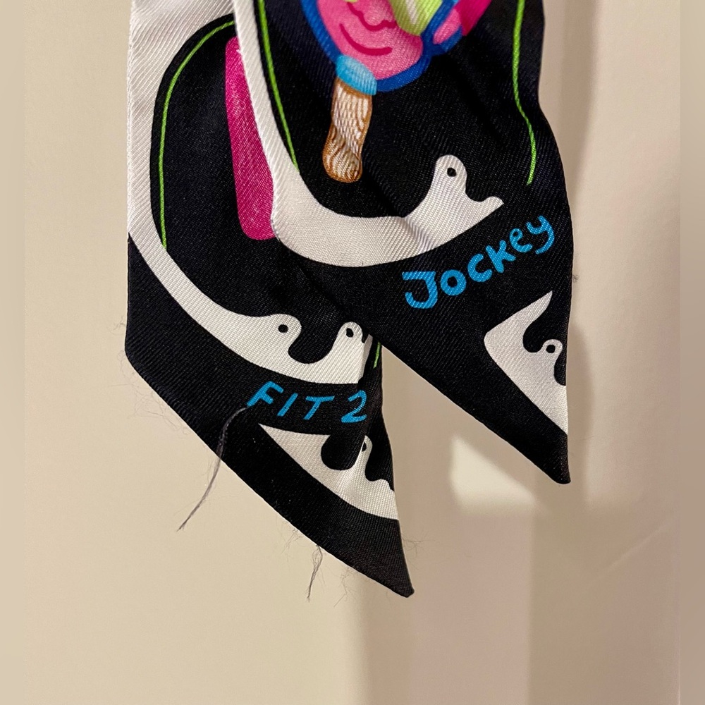 Hermes Black Twilly w/box and tags - Funny Ice Cream - Picture 6 of 10